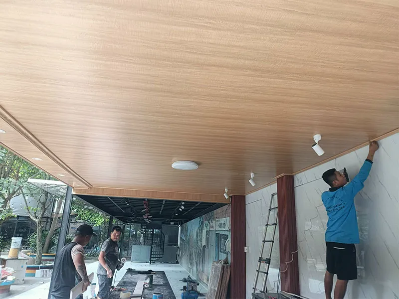 Trần nhựa Nano ốp cho ban công