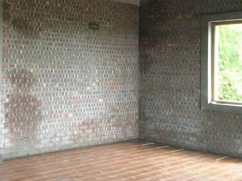 Tường gạch không trát bị thấm nước và giải pháp chống thấm hiệu quả