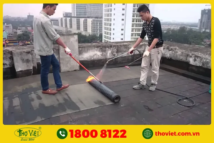 Ứng dụng màng bitum khò nóng trong chống thấm hồ cá kiểng sân thượng
