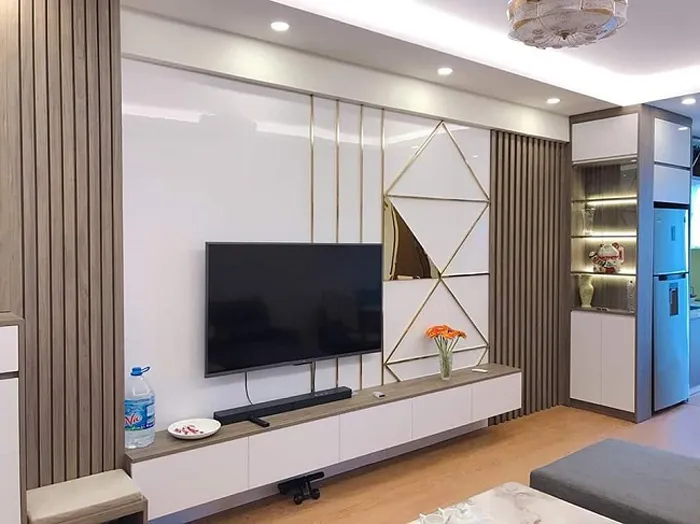 Vách tivi lam sóng nhựa đẹp với vân đá tự nhiên màu tối