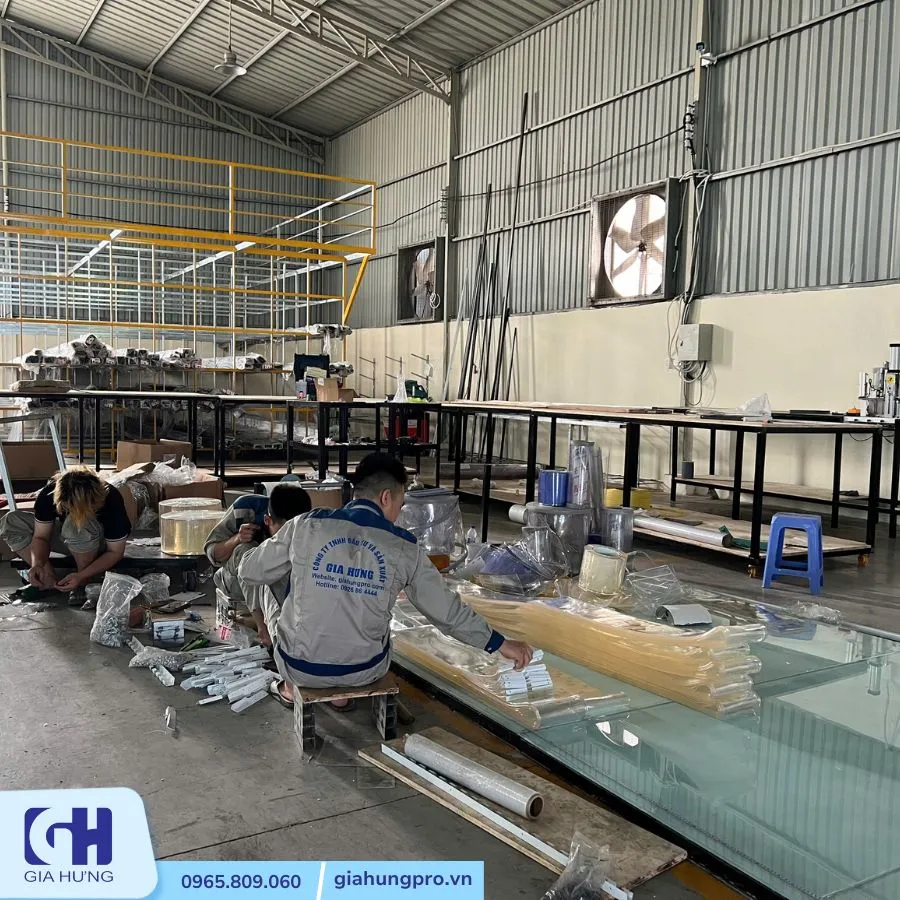 Xưởng sản xuất và phân phối màn nhựa PVC ngăn lạnh uy tín